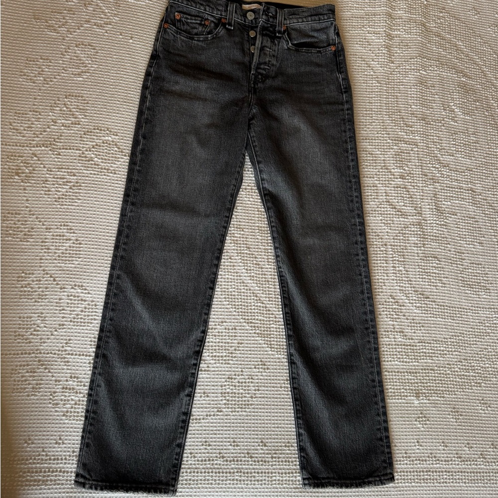 Levi’s Premium - Wedgie Straight Fit Women’s Jeans - Size 24
